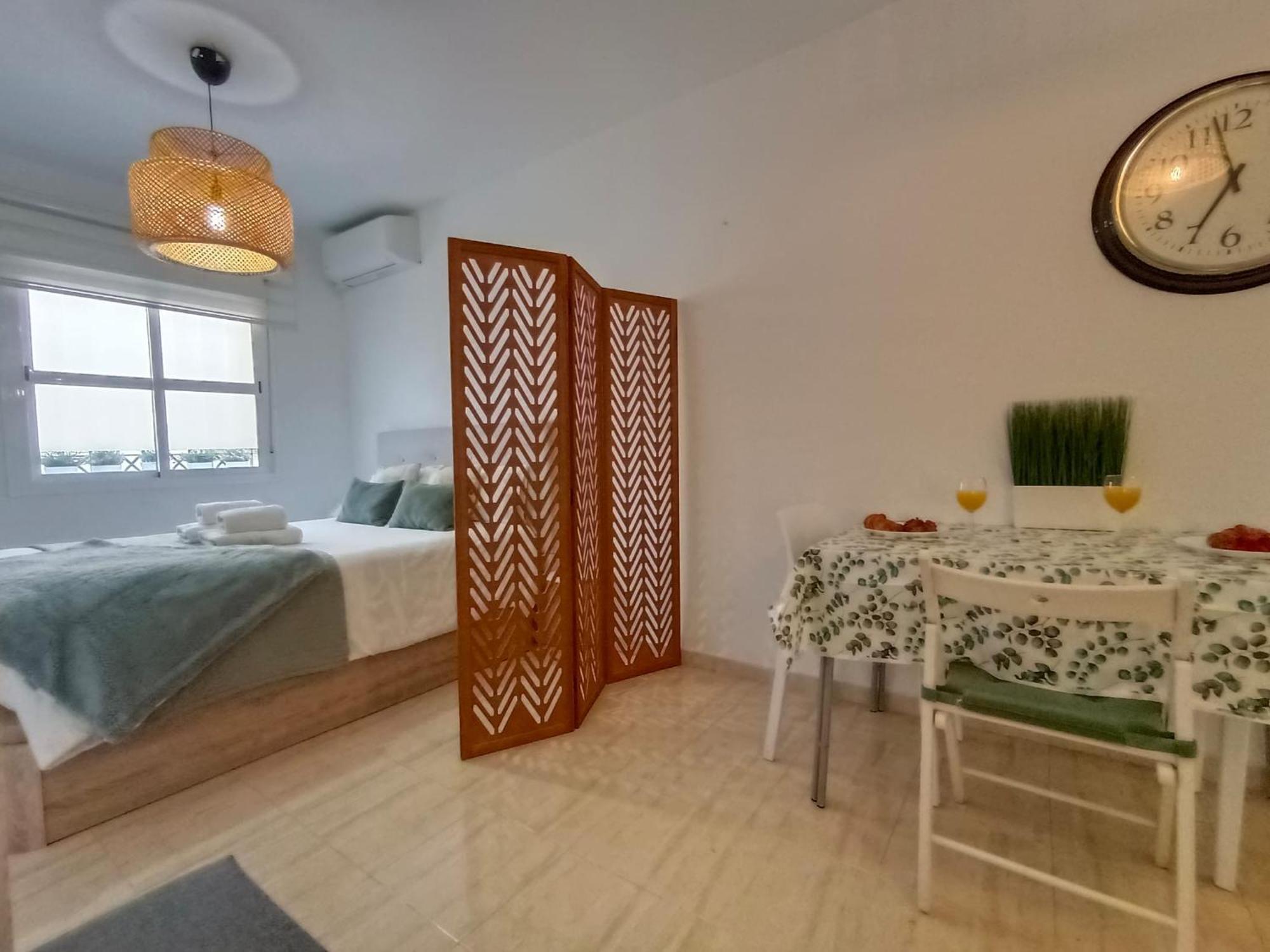 Monisimo Apartamento En Centro Historico De Malaga Con Parking Apartment Exterior photo