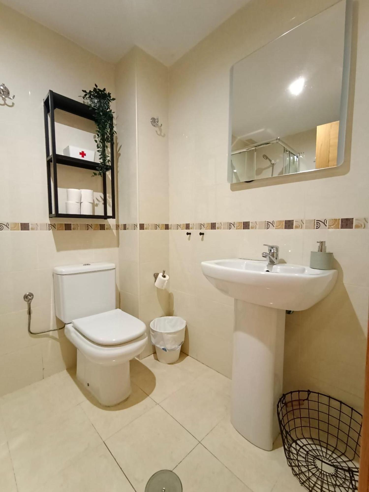 Monisimo Apartamento En Centro Historico De Malaga Con Parking Apartment Exterior photo